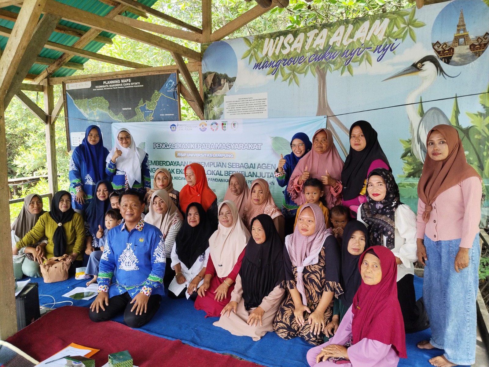 You are currently viewing Perempuan Desa Sidodadi Didorong Jadi Penggerak Ekonomi Lokal Berkelanjutan
